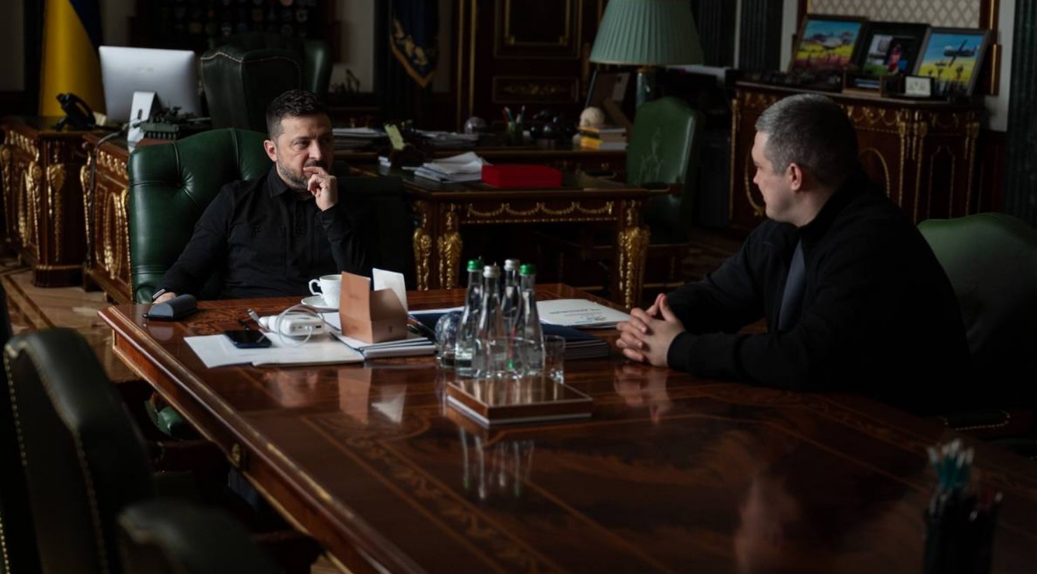 Захист від дронів та комплектація бригад: Зеленський і Федоров обговорили ключові виклики оборони Захист від дронів та комплектація бригад: Зеленський і Федоров обговорили ключові виклики оборони